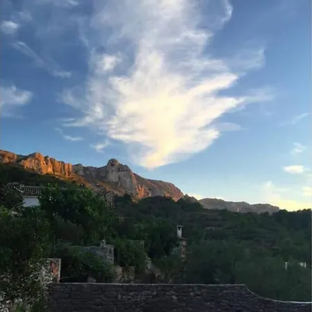 Casa Nicole Naturaleza, Montanas Y Piscina Privada En Alicante Vakantiehuis