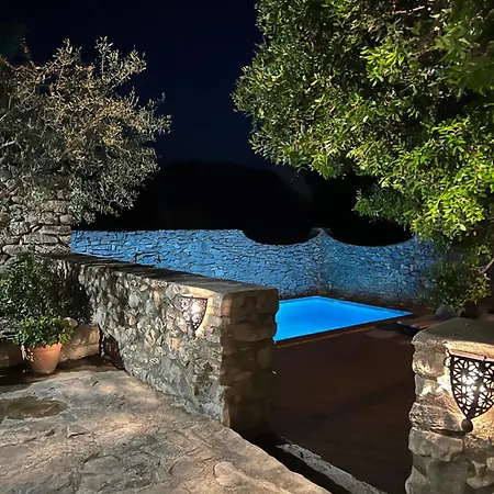 Vakantiehuis Casa Nicole Naturaleza, Montanas Y Piscina Privada En Alicante